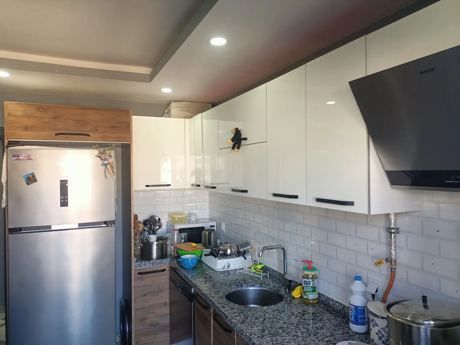 Fitted kitchen